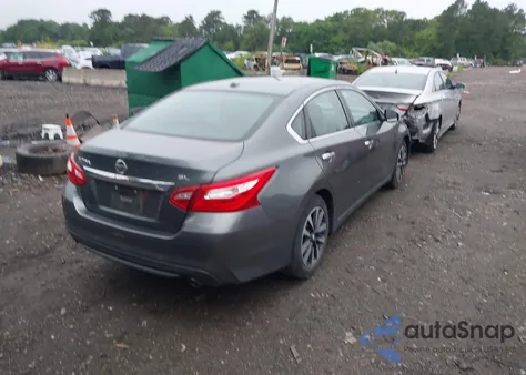 2017 Nissan Altima 2.5/S/Sv/Sl/Sr из США, поврежденный, VIN 1N4AL3AP4HC157118